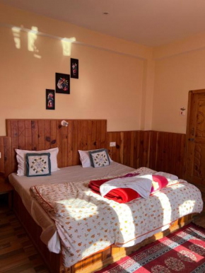 MOZO Inn&Cafe Jibhi